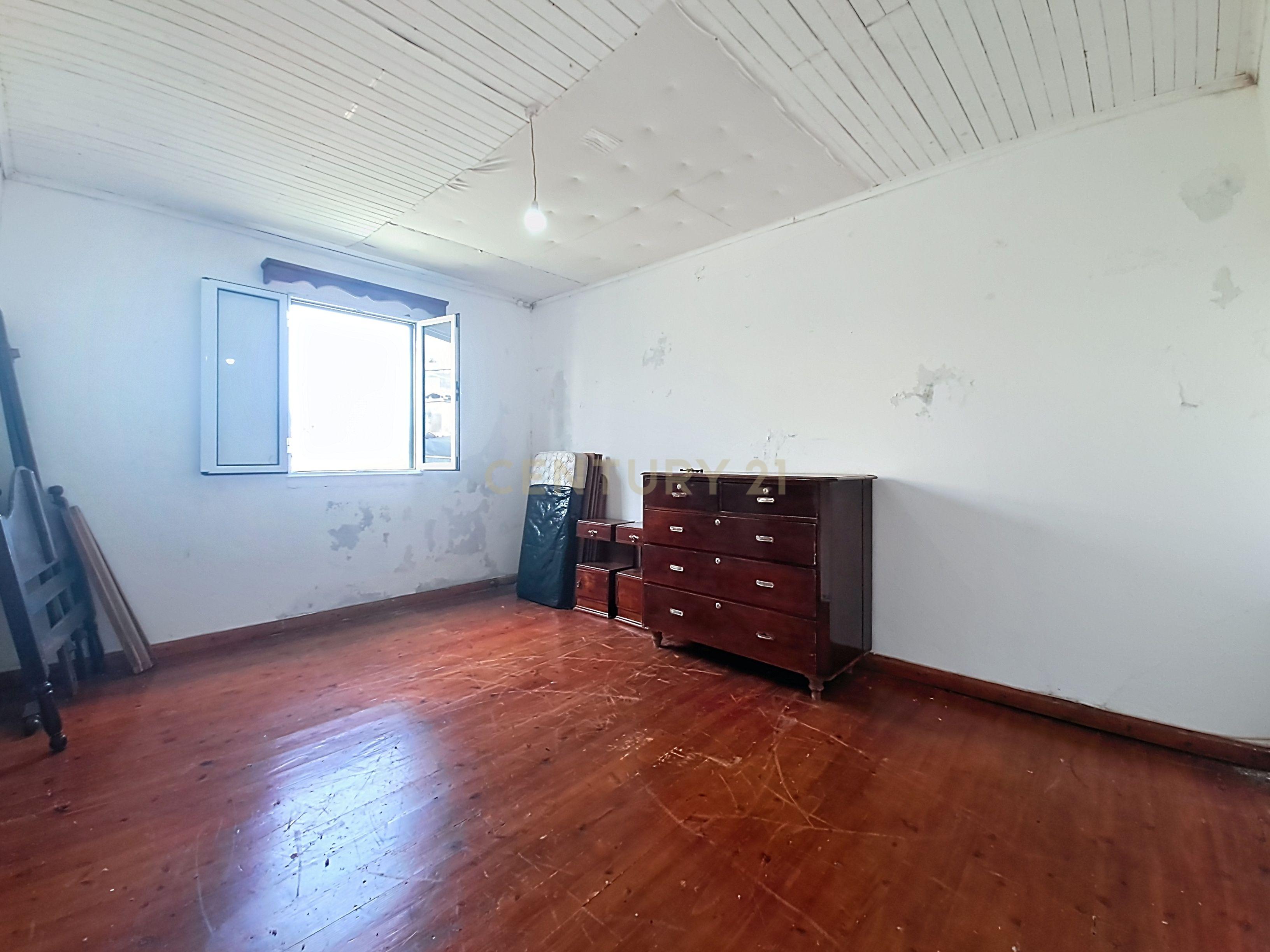 Casa T1 + 1 em Povoação, Ilha de São Miguel - Tranquilidade e Luz Natural - Image 14