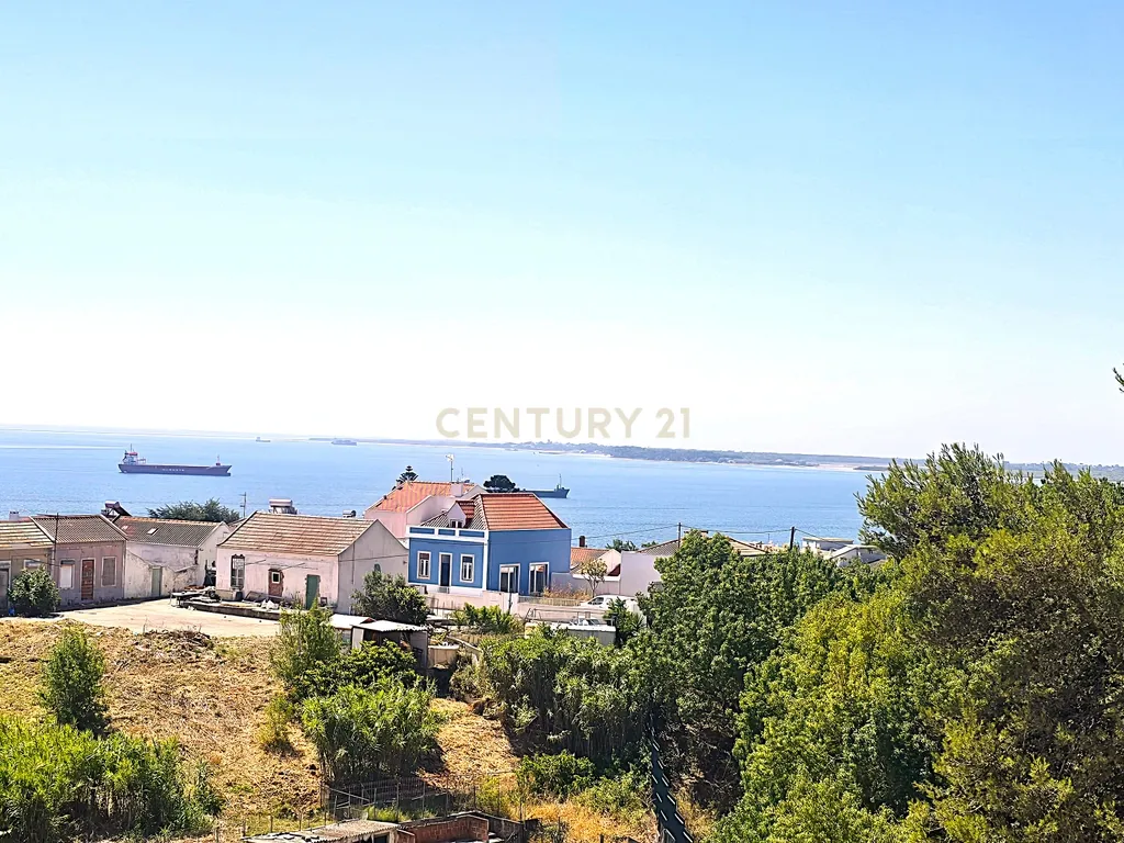 VIVER ENTRE O RIO, O MAR E A SERRA – UMA OPORTUNIDADE ÚNICA EM SETÚBAL! - Image 50