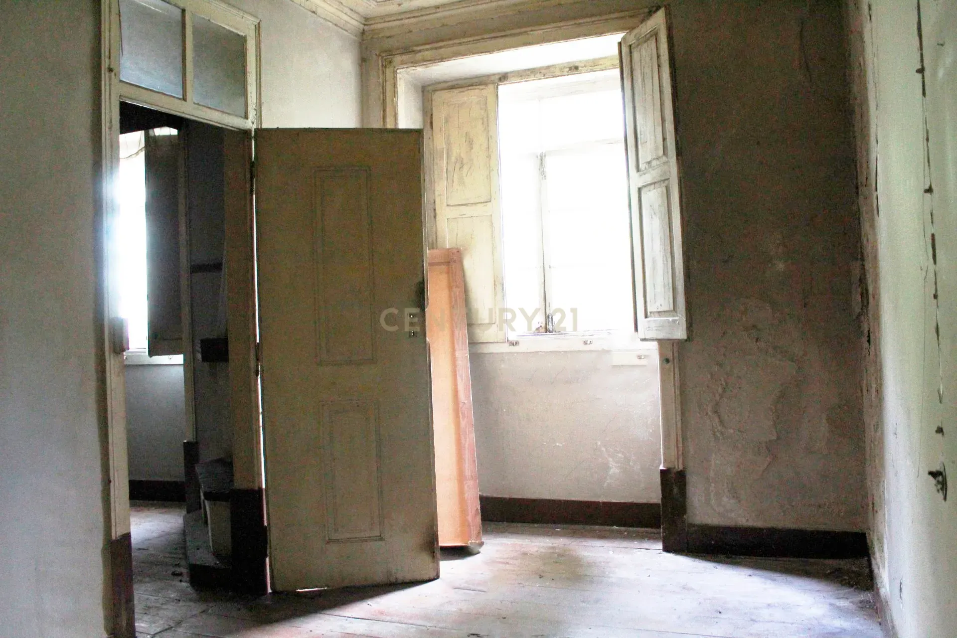 Fotografia 12 de Moradia em Zona Histórica com Projeto aprovado para Prédio em Pombal