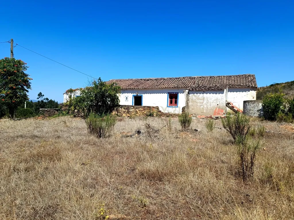 Terreno Misto com 3,66HA - Perna Seca - S. B. Messines - Image 1