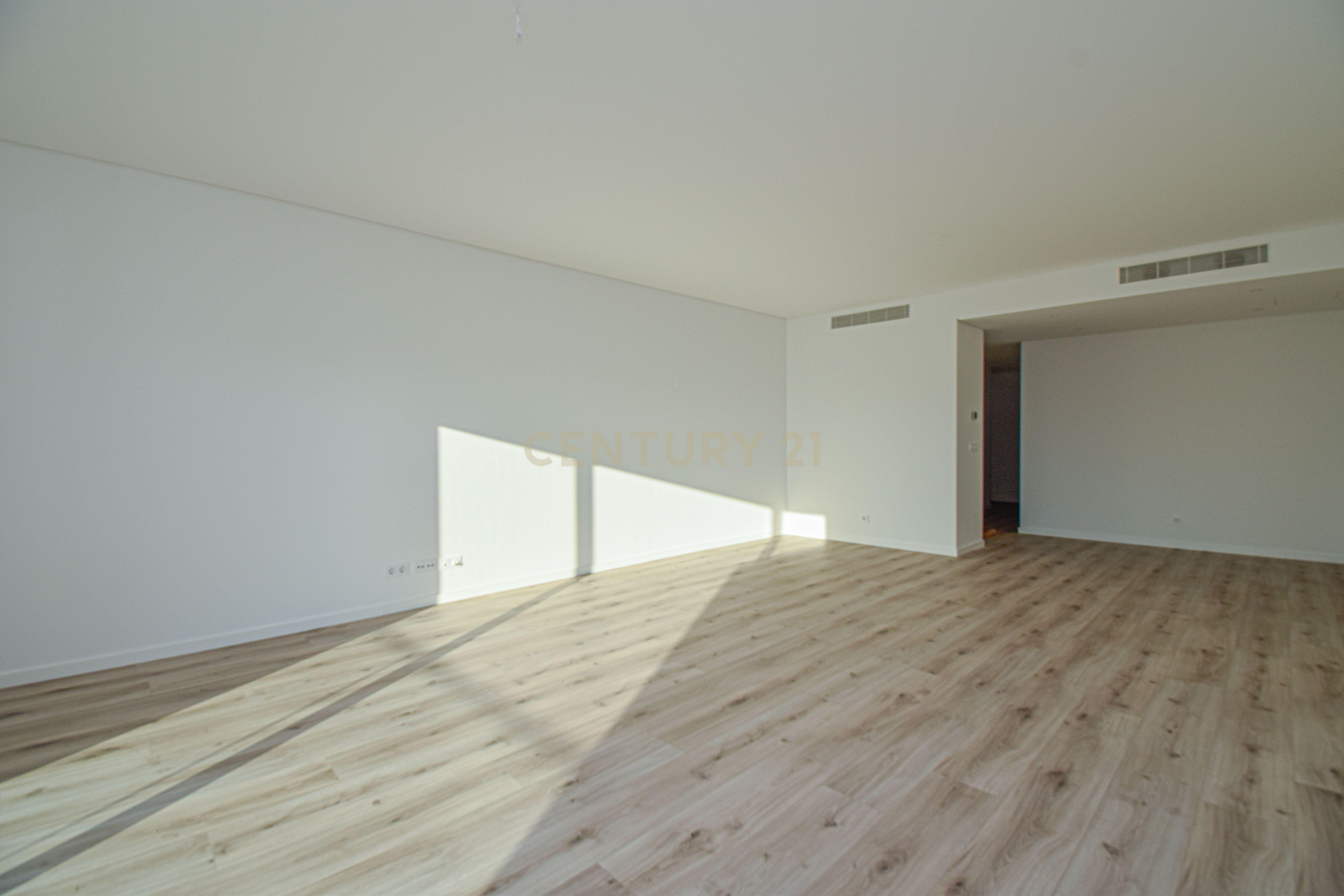 Apartamento T2 em Empreendimento Varandas da Torre em Carcavelos - Image 6