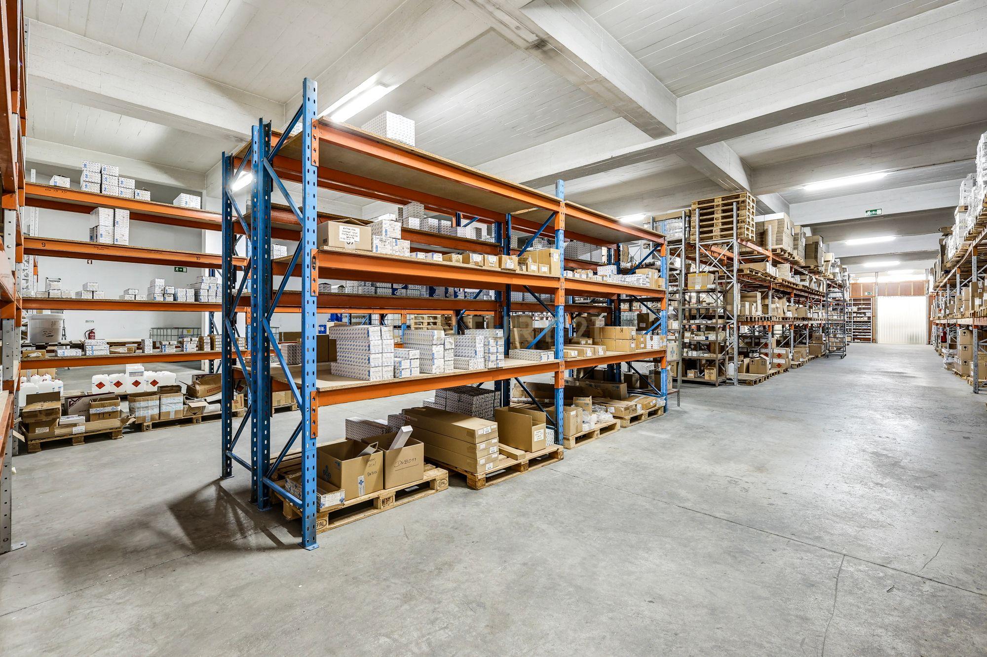 Fotografia 8 de Espaço Logístico com 1.849 m² e Acesso TIR | Odivelas
