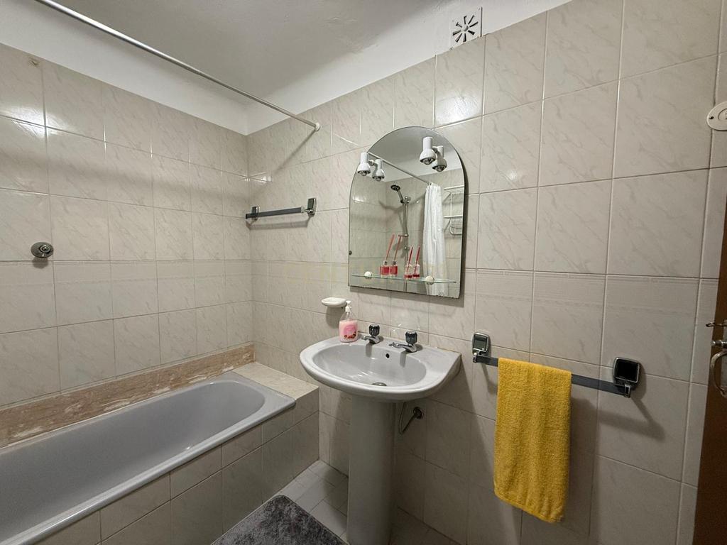 Casa T2, Escalos de Baixo, Castelo Branco - Image 14
