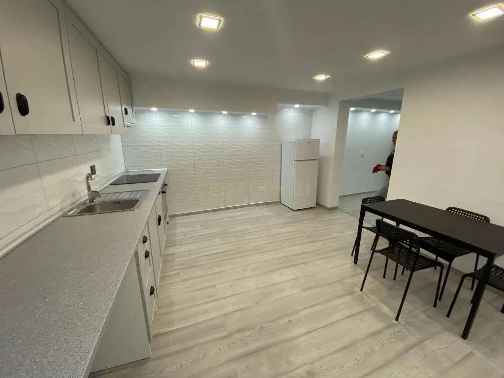 Imóvel de rendimento | Charneca da Caparica | 7 apartamentos | 100% arrendado - Image 3
