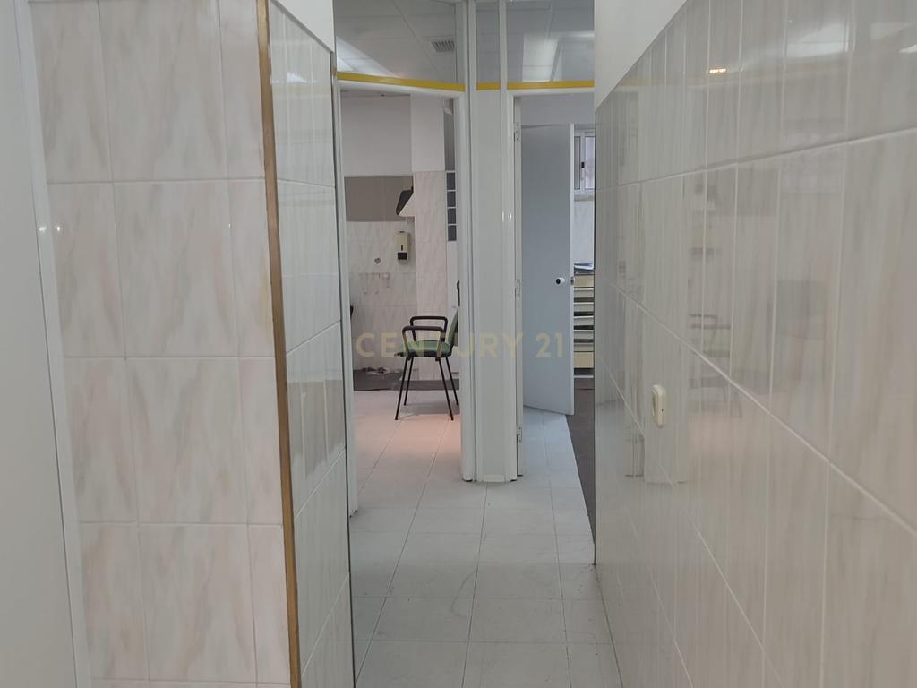 Loja com Duas Frentes | 75 m² | Quinta da Samaritana – Belas - Image 12
