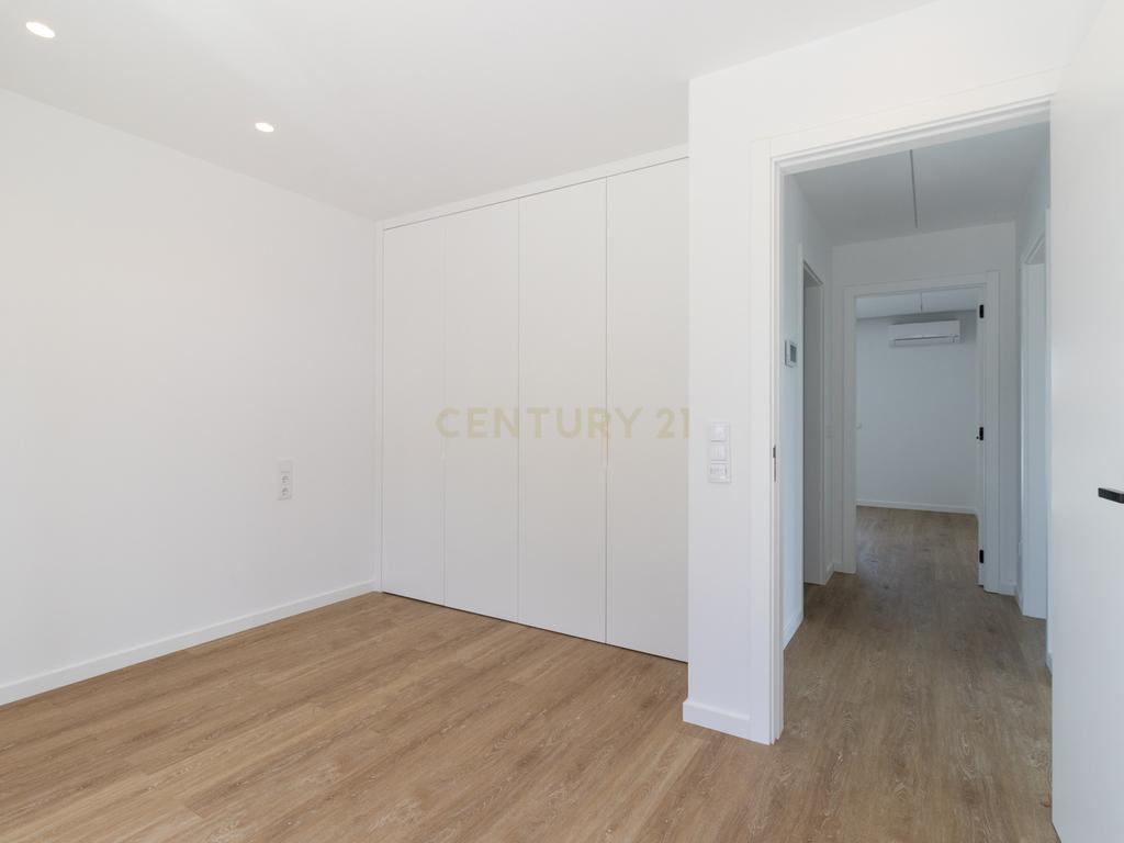 A Sua Nova Casa Está Pronta para Habitar! 🌊🏡 Moradia Nova T3 Aroeira À Beira da Praia da Fonte da Telha, na Prestigiada Aroeira - Image 40