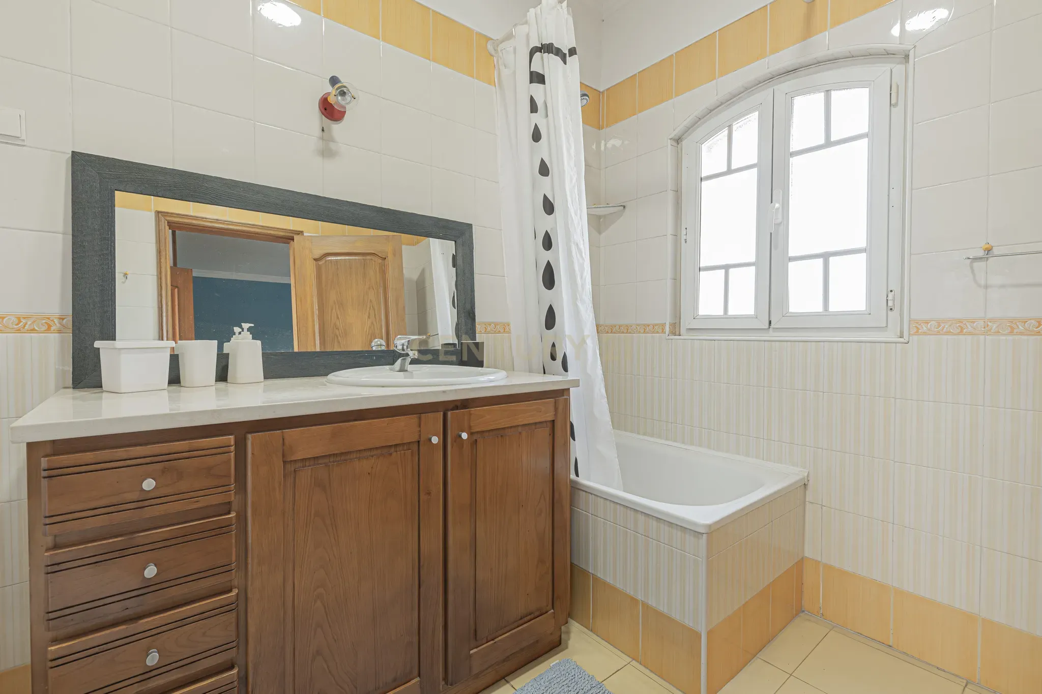 Moradia T5 - Almada - Piscina - Garagem -  364 m² - Terreno 1.024 m² - Image 59
