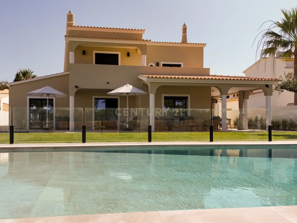 CASA DE LUXO NA PRAIA DA GALÉ · ALGARVE , onde o luxo encontra o mar. - Image 31