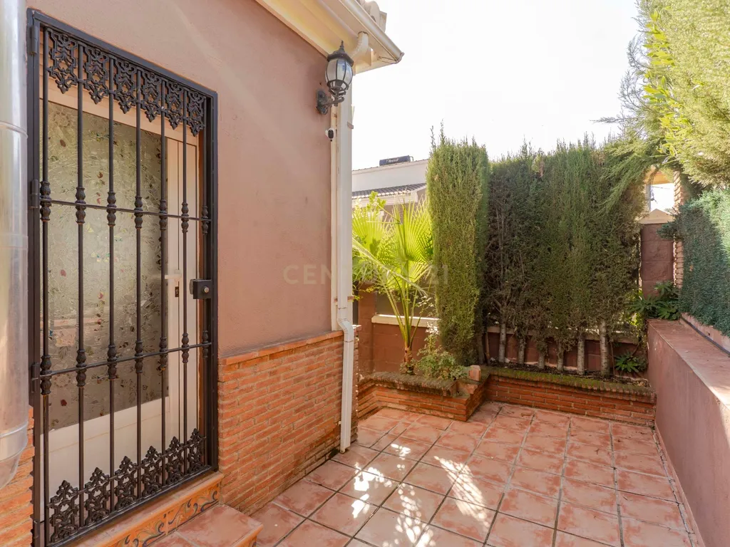 Casa Luxuosa em Albolote, Granada com Vista para as Montanhas - Image 57