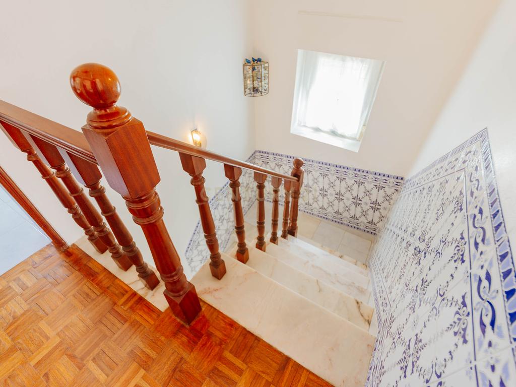 Arrendamento de Quarto para Estudante em Moradia em Lisboa - Image 12