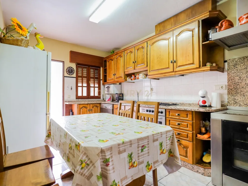 Moradia Renovada em Aboim da Nóbrega Gondomar e Vila Verde, Braga - Image 11