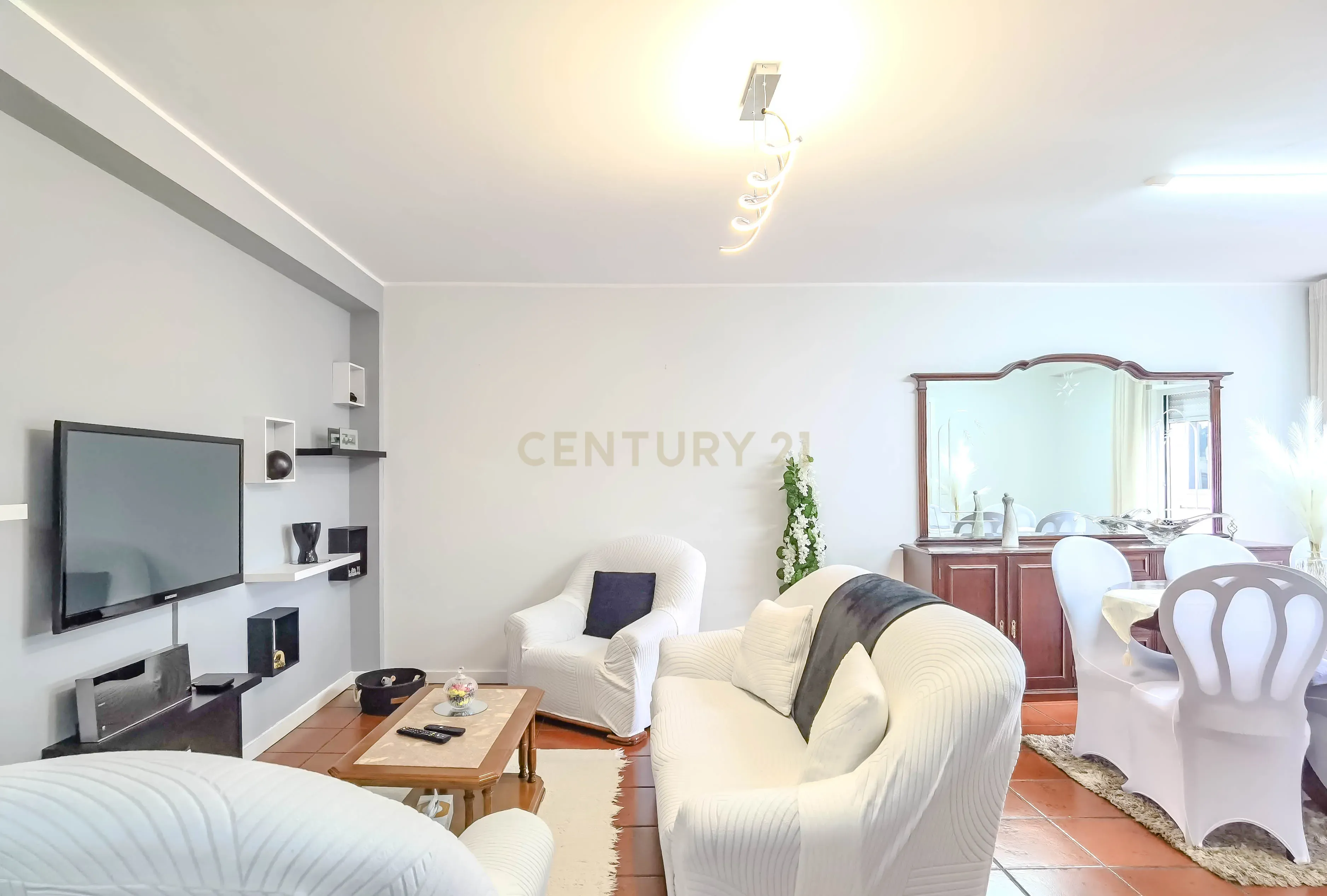 Apartamento Renovado T3 em Gondomar - Image 3