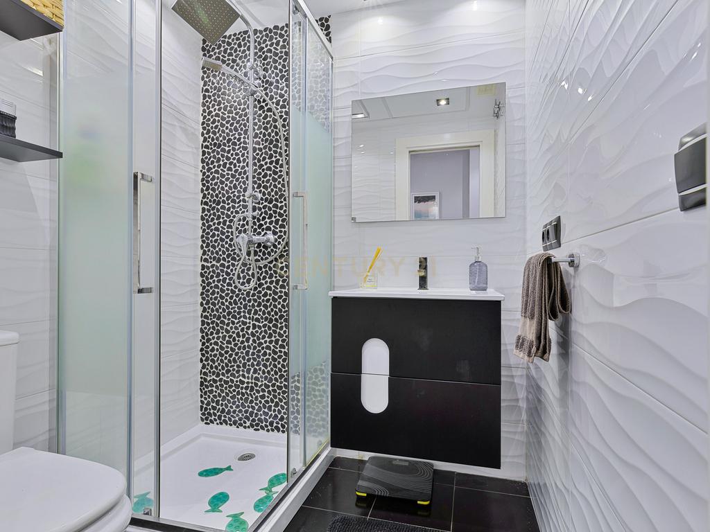 Incrível cobertura duplex no coração de Estepona - Image 6