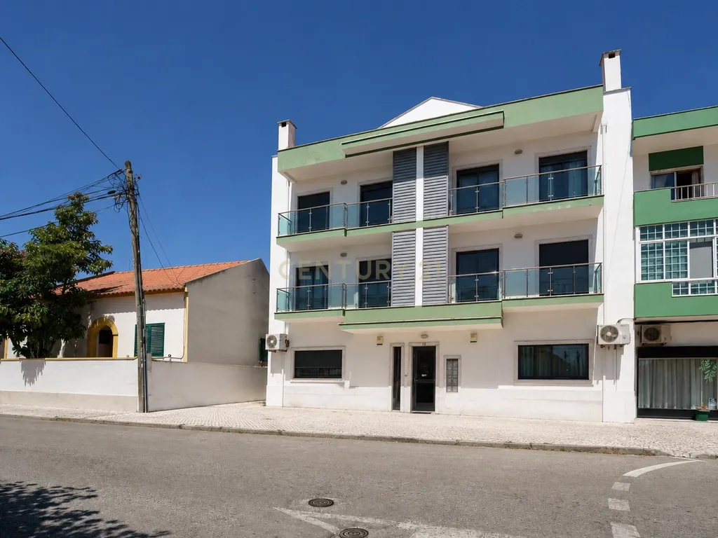 Moderno Apartamento T2 em Amora, Seixal - Image 40