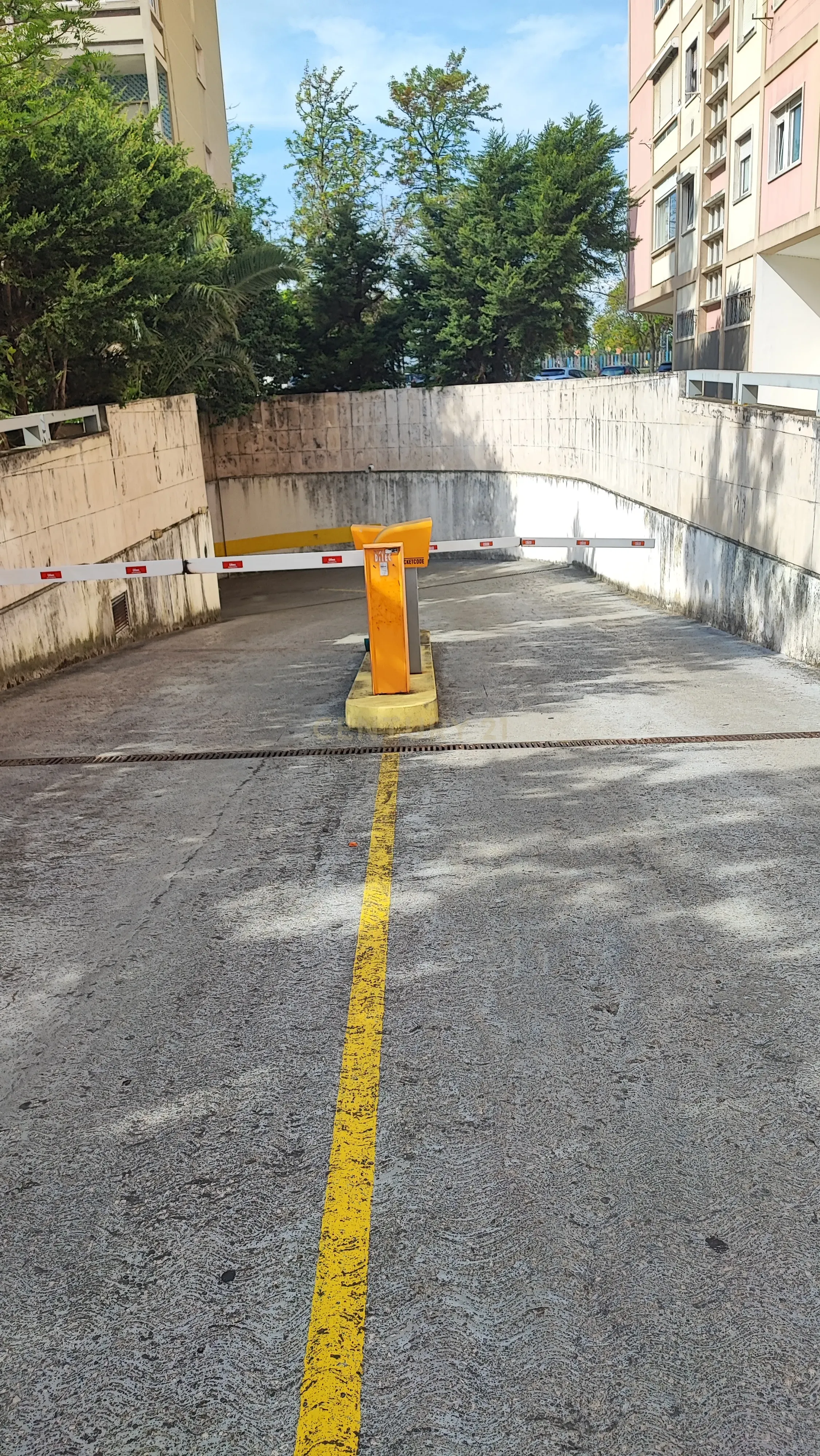 Fotografia 2 de Espaço de Estacionamento em Alvalade, Lisboa