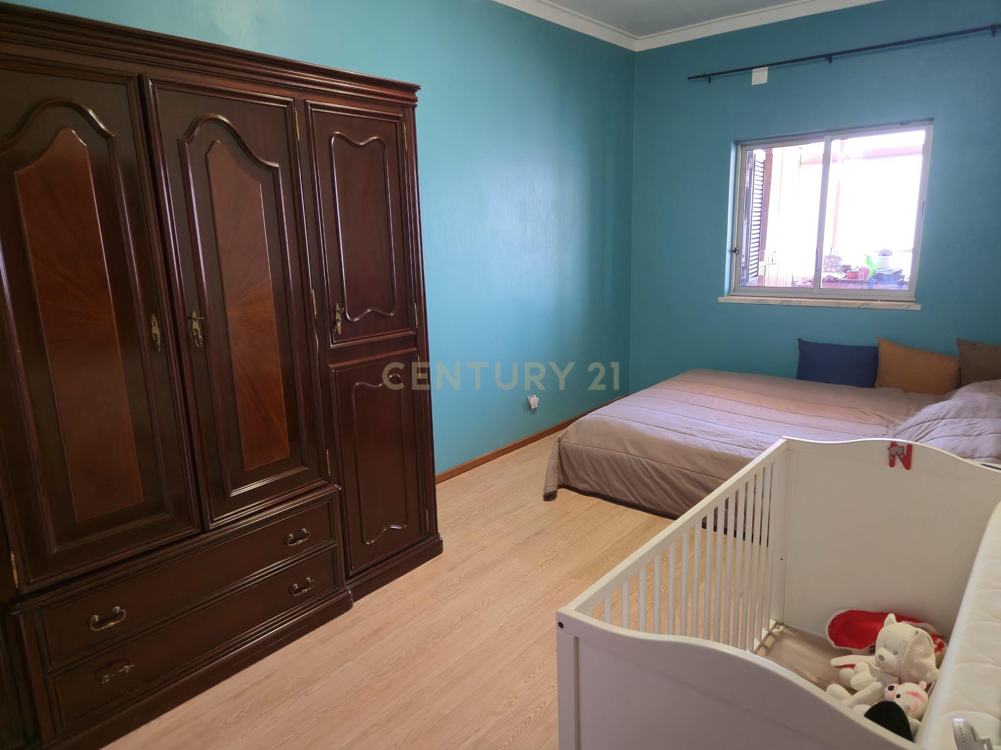 Apartamento T2 Centro de Samora Correia - Image 4
