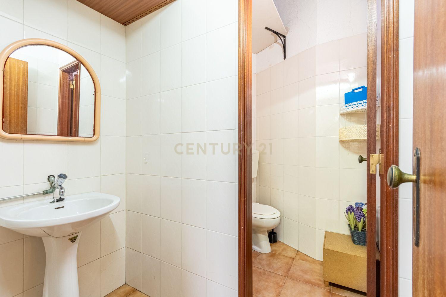 Fotografia 12 de Loja com 150 m² para Arrendamento Paiã
