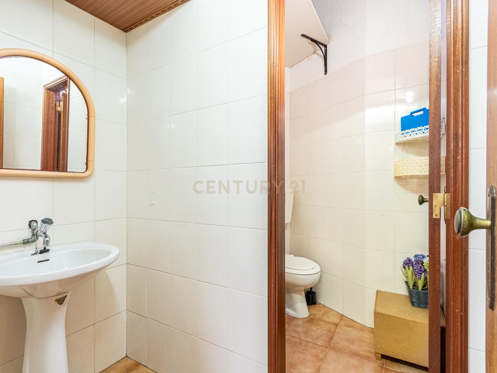 Loja com 150 m² para Arrendamento Paiã - Image 12