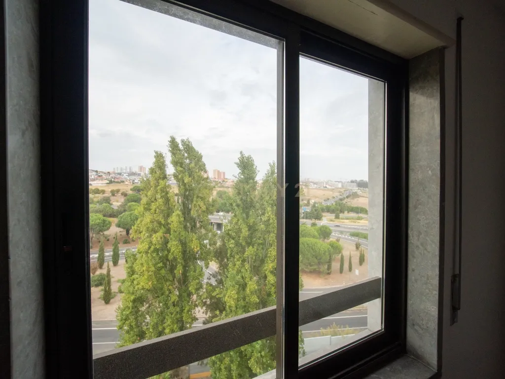 Apartamento T3 em Odivelas com Garagem e Elevador - Image 39
