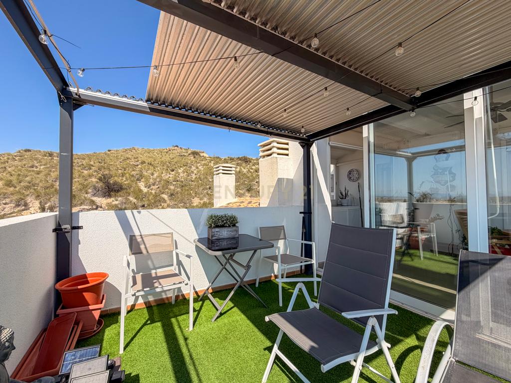 Penthouse com vista mar, quase 40 m² de terraços e tudo num só piso - Image 5