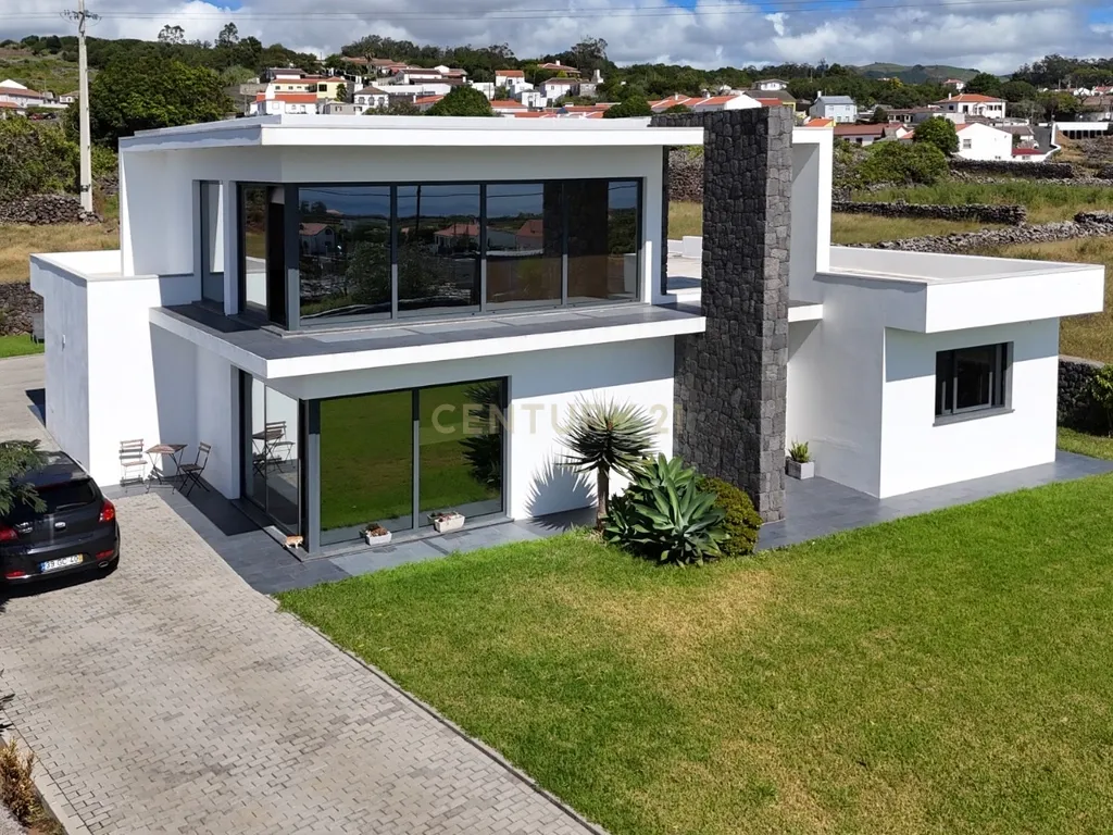 Moradia Moderna com Vista Mar em São Bartolomeu de Regatos - Image 3