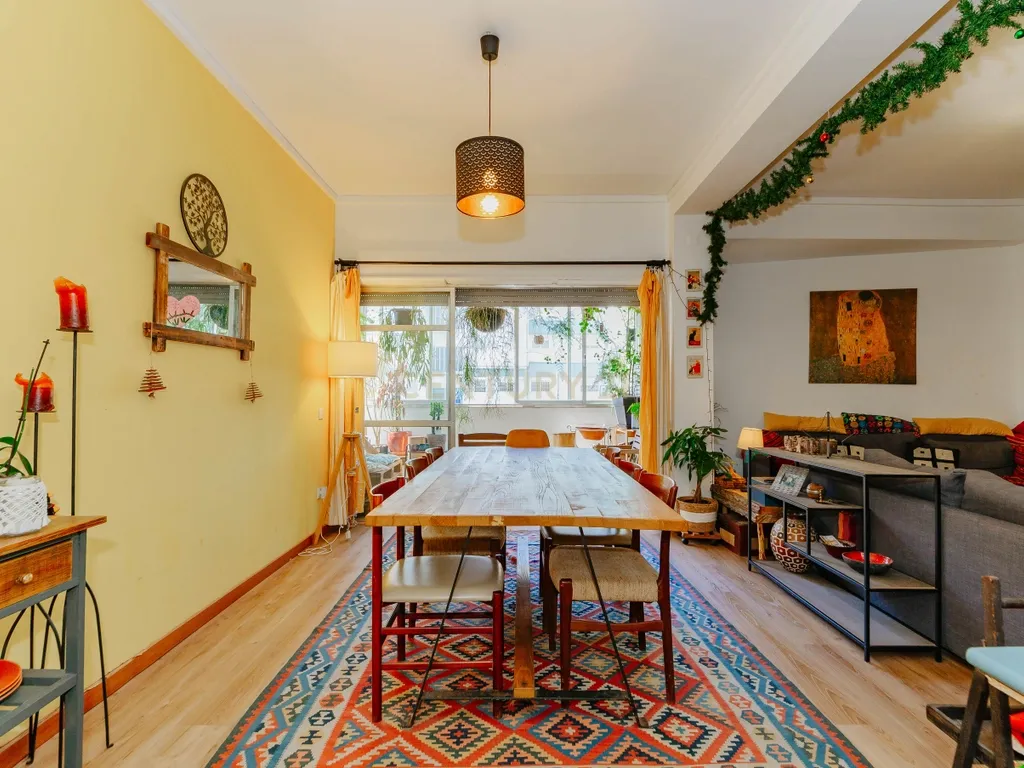 Apartamento T3 à Venda – Olivais, Rua Cidade da Beira - Image 3