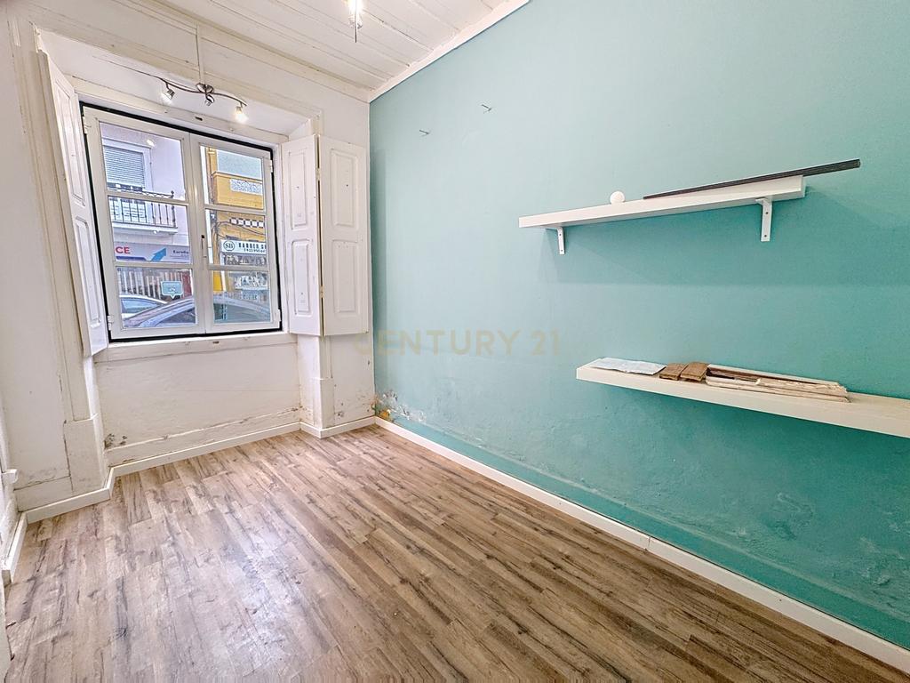 Loja Comercial em Zona Central de Alcobaça – 50 m² - Image 4