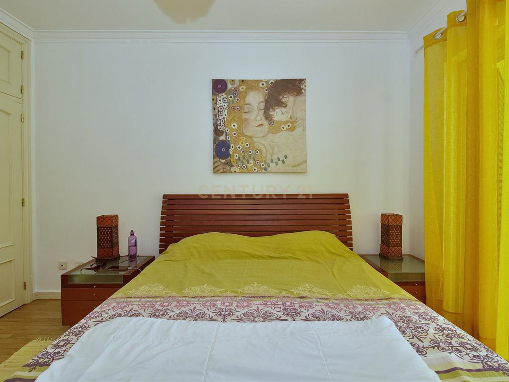 T2 Parede (Buzano) com terraço para arrendar mobilado. - Image 11