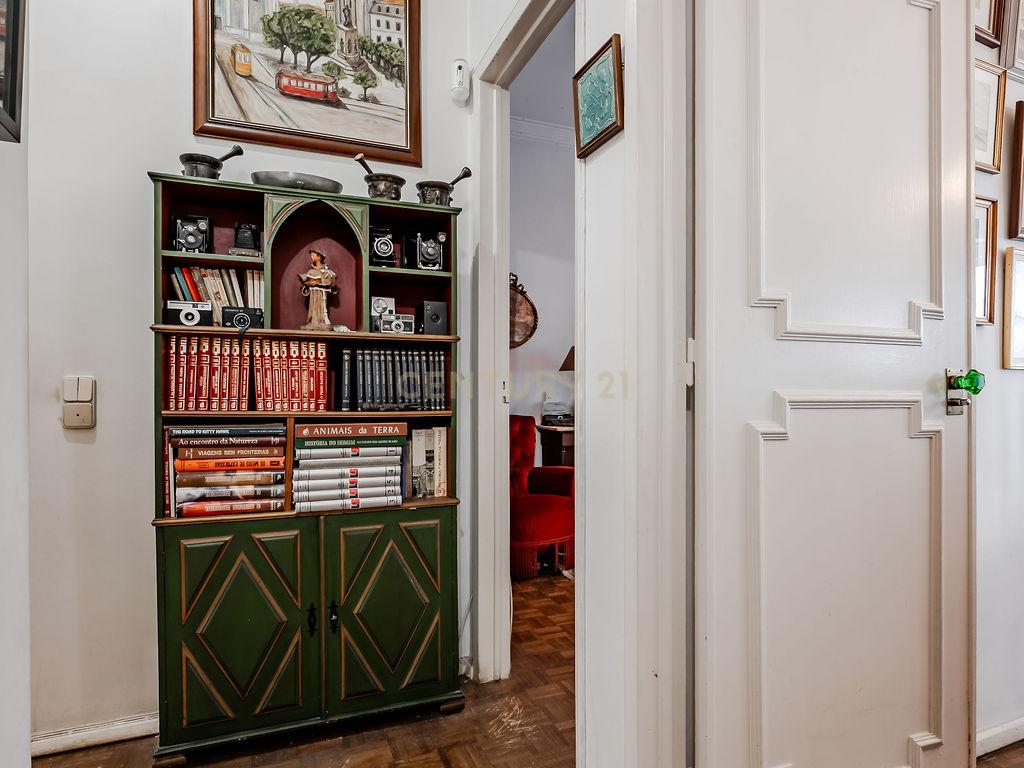 Excelente Oportunidade no Lumiar – T4 de 113 m² - Image 12