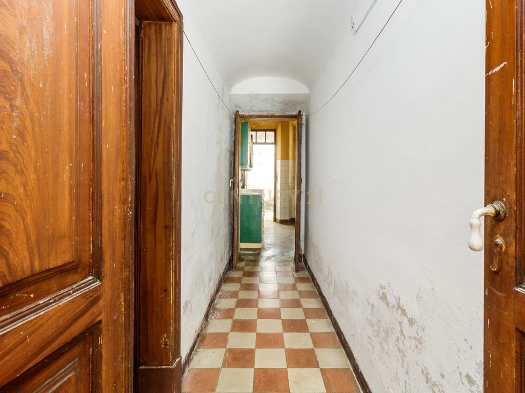 Apartamento T2 com 125m2 no Centro Histórico de Évora - Image 13