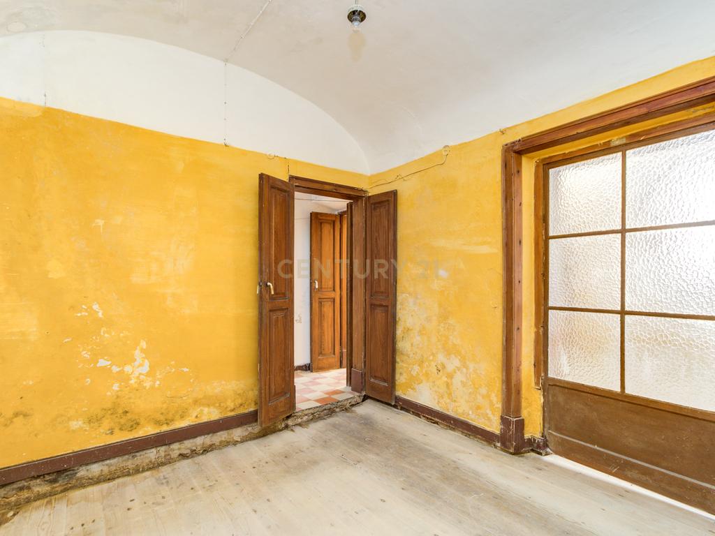 Apartamento T2 com 125m2 no Centro Histórico de Évora - Image 8