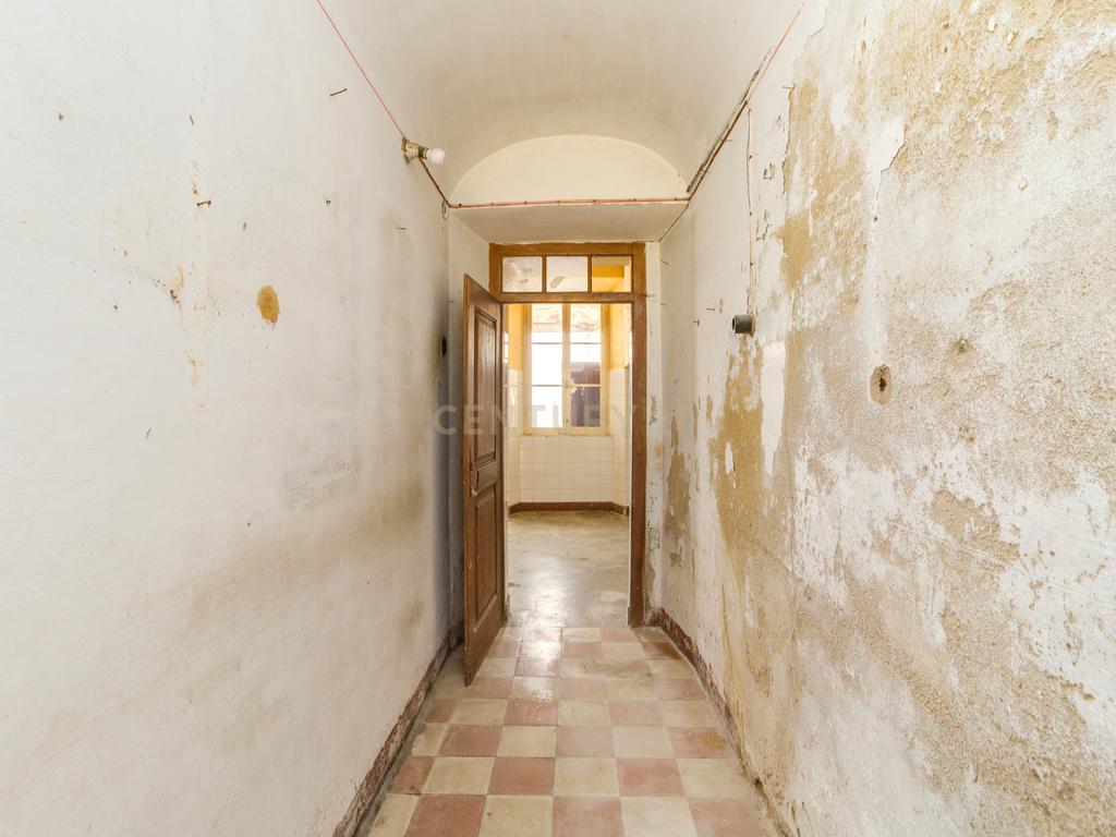 Apartamento T2 com 125m2 no Centro Histórico de Évora - Image 18