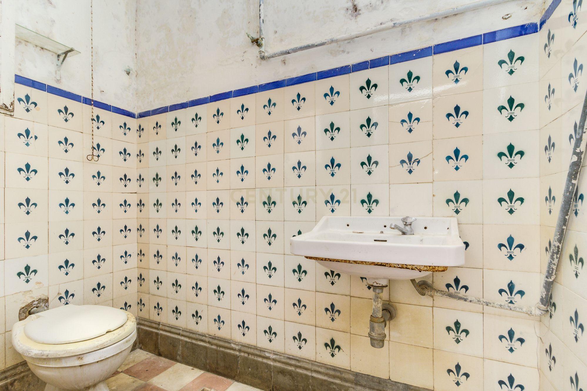Apartamento T2 com 125m2 no Centro Histórico de Évora - Image 21