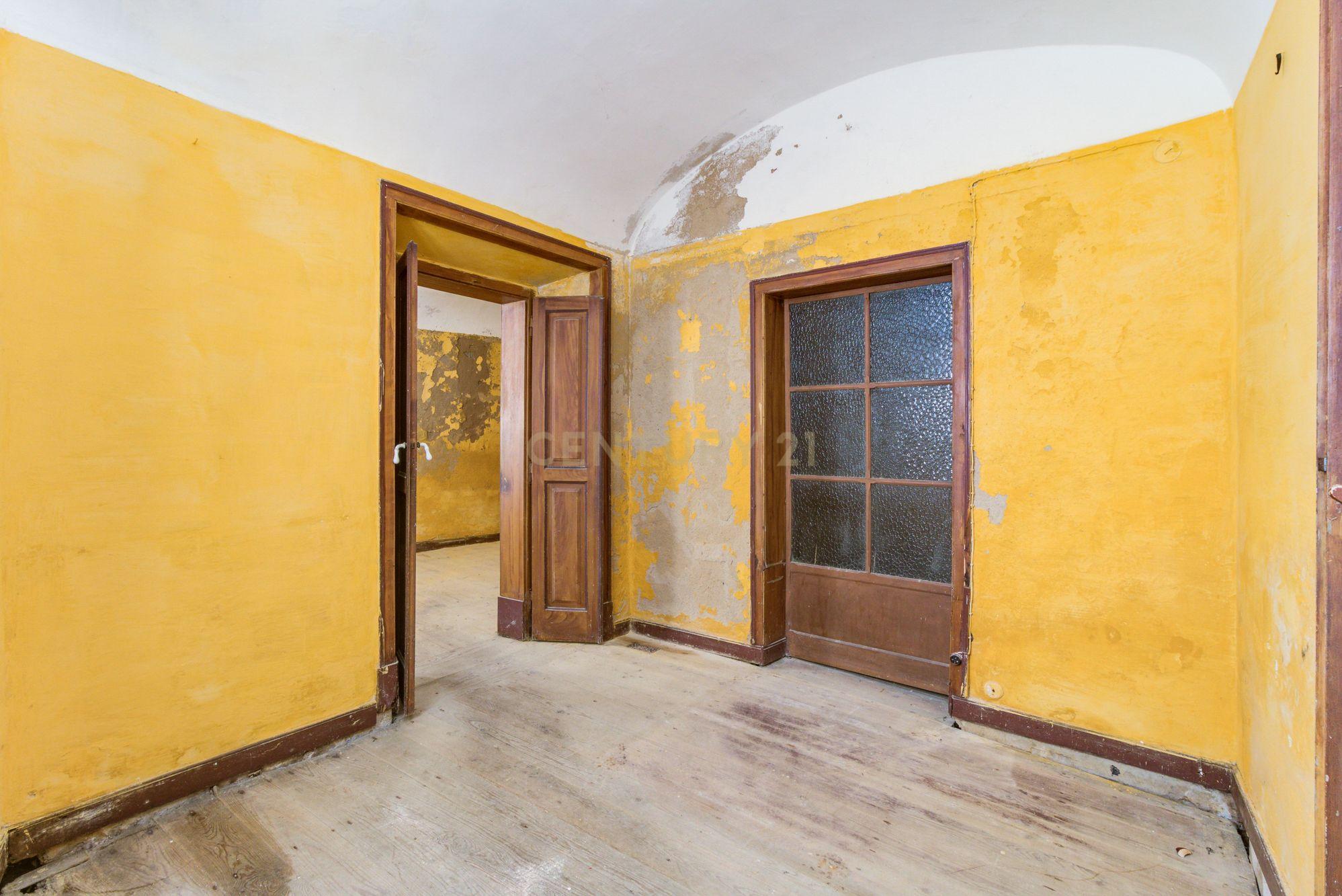 Apartamento T2 com 125m2 no Centro Histórico de Évora - Image 17