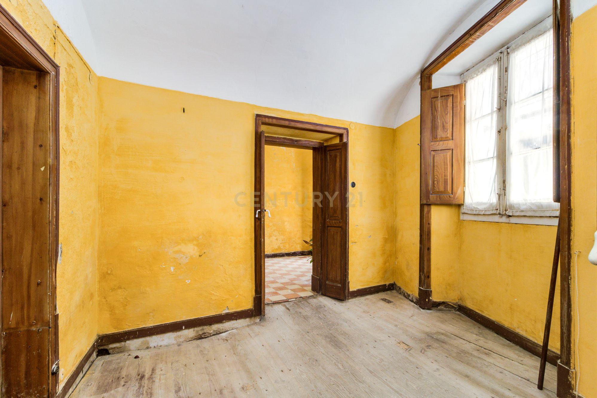 Apartamento T2 com 125m2 no Centro Histórico de Évora - Image 14