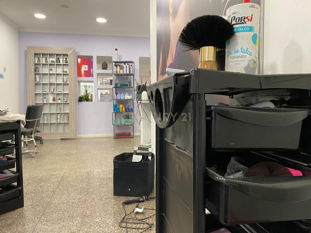 Oportunidade Única: loja na Calçada da Estrela, Lisboa! - Image 6