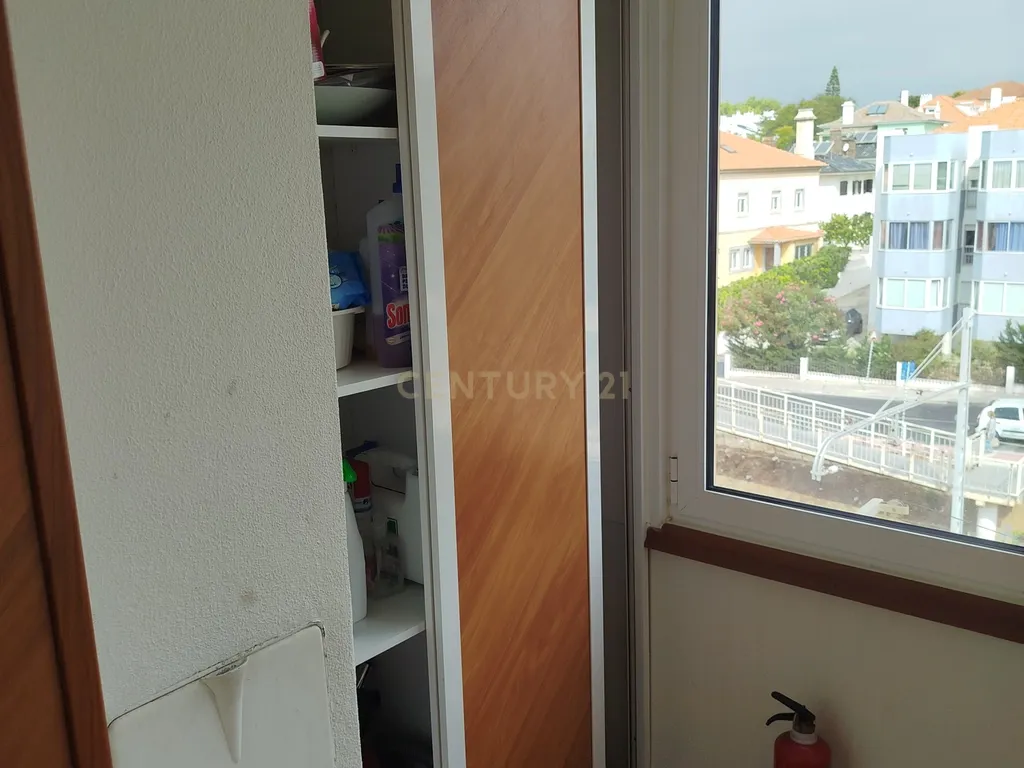 Apartamento T2 Mobilado com Vista Mar e parqueamento 1 carro - Image 16