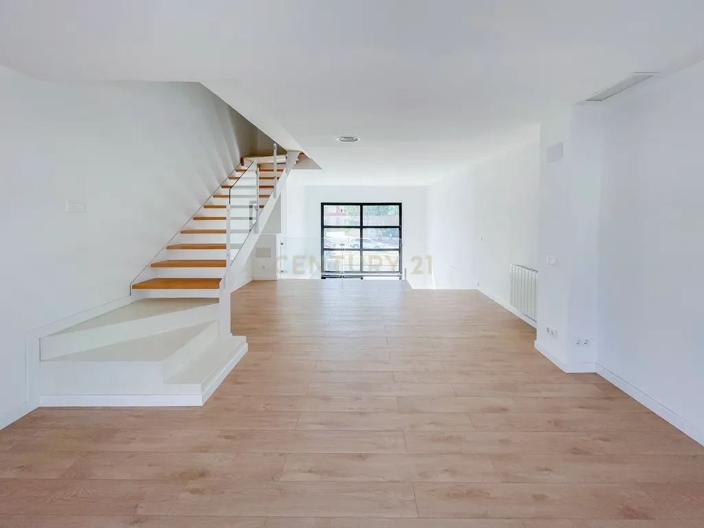 🏡 Uma nova vida em Hostalric: design, conforto e sustentabilidade - Image 14