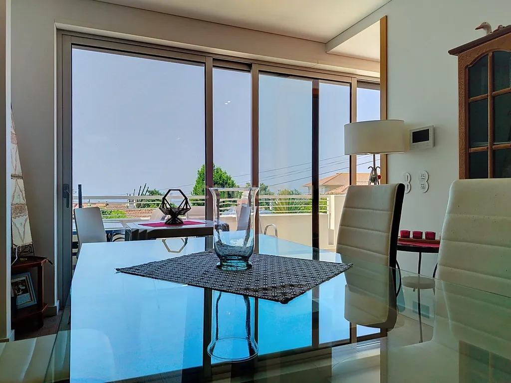 Apartamento revestido com capoto composto por 4 quartos com vistas para o mar em Viana do Castelo - Image 11