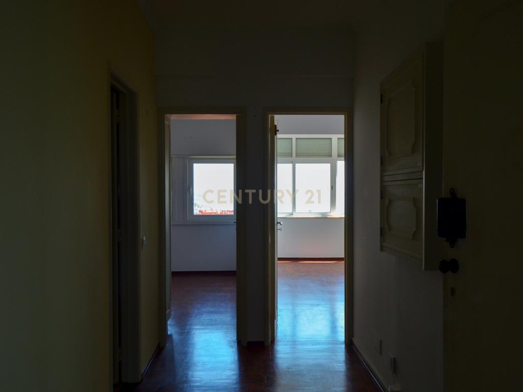 ✨ Apartamento T3* com Vista Mar e Rio em Oeiras ✨ - Image 21