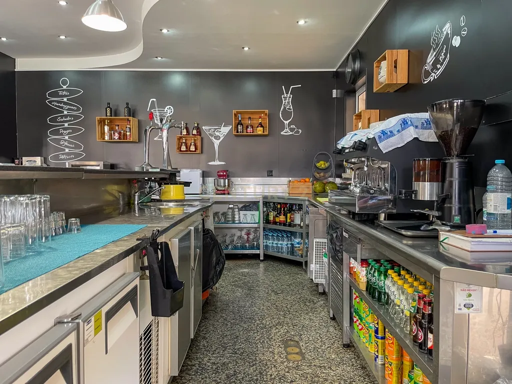 Restaurante pronto a funcionar na Aroeira – Oportunidade única de investimento! - Image 16