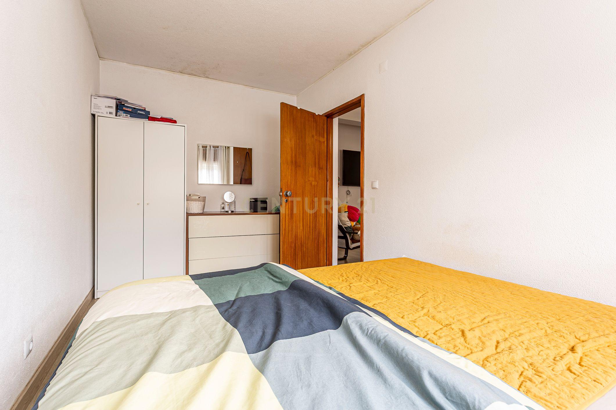 Fotografia 7 de T2 Totalmente Renovado | 101 m² | Praça de Portugal | Pronto a Habitar