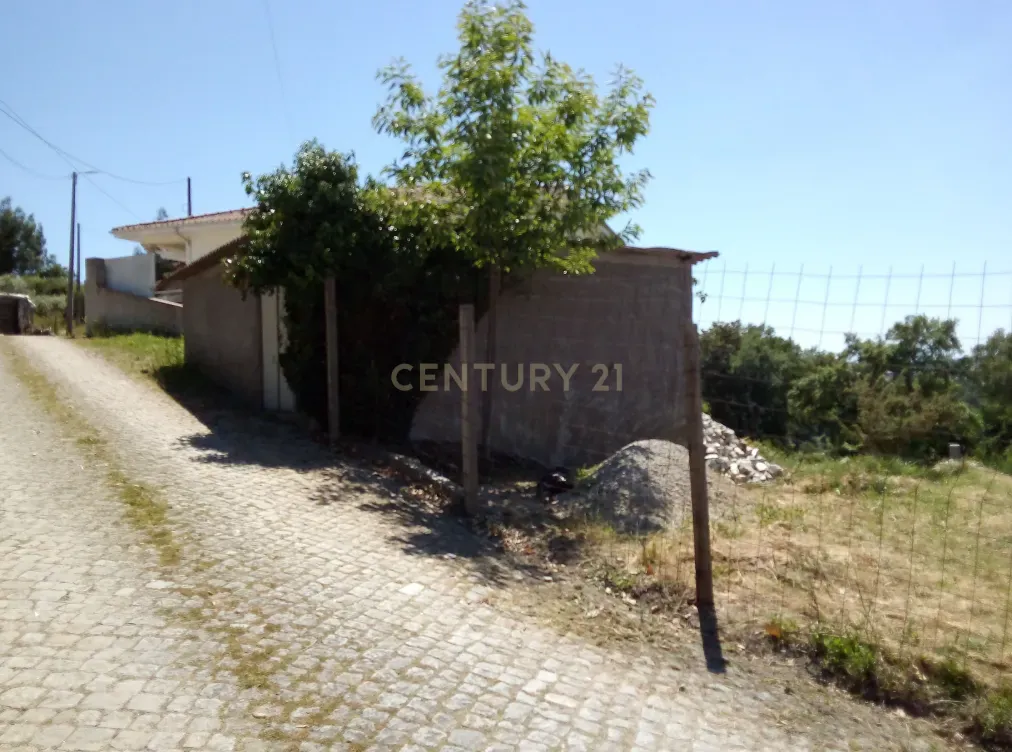 Venda de 2 Terrenos Urbanos em Travessa Seixo Nº s/n Arreigada (Paços de Ferreira) - Image 4