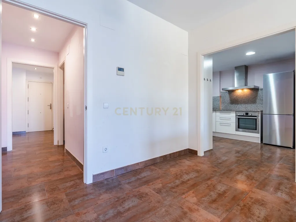 Apartamento amplo de 3 quartos no coração de Vendrell - Image 21