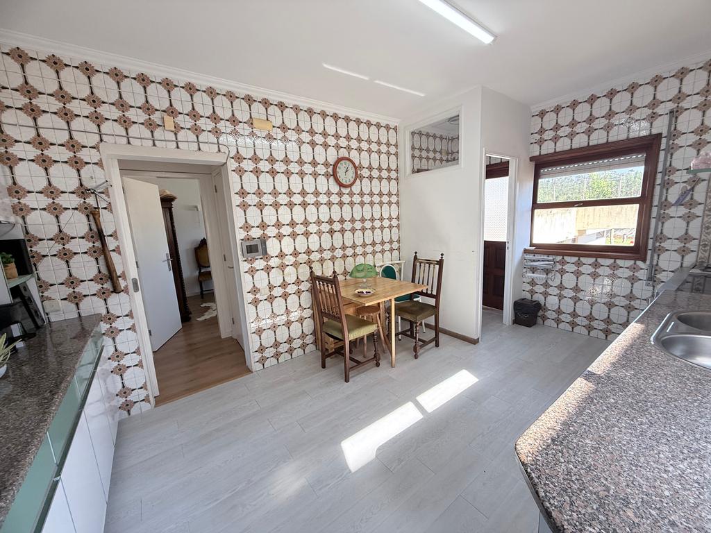 🏡 Moradia de charme junto aos Caminhos de Santiago — Localização privilegiada e elevado potencial de rentabilidade - Image 48