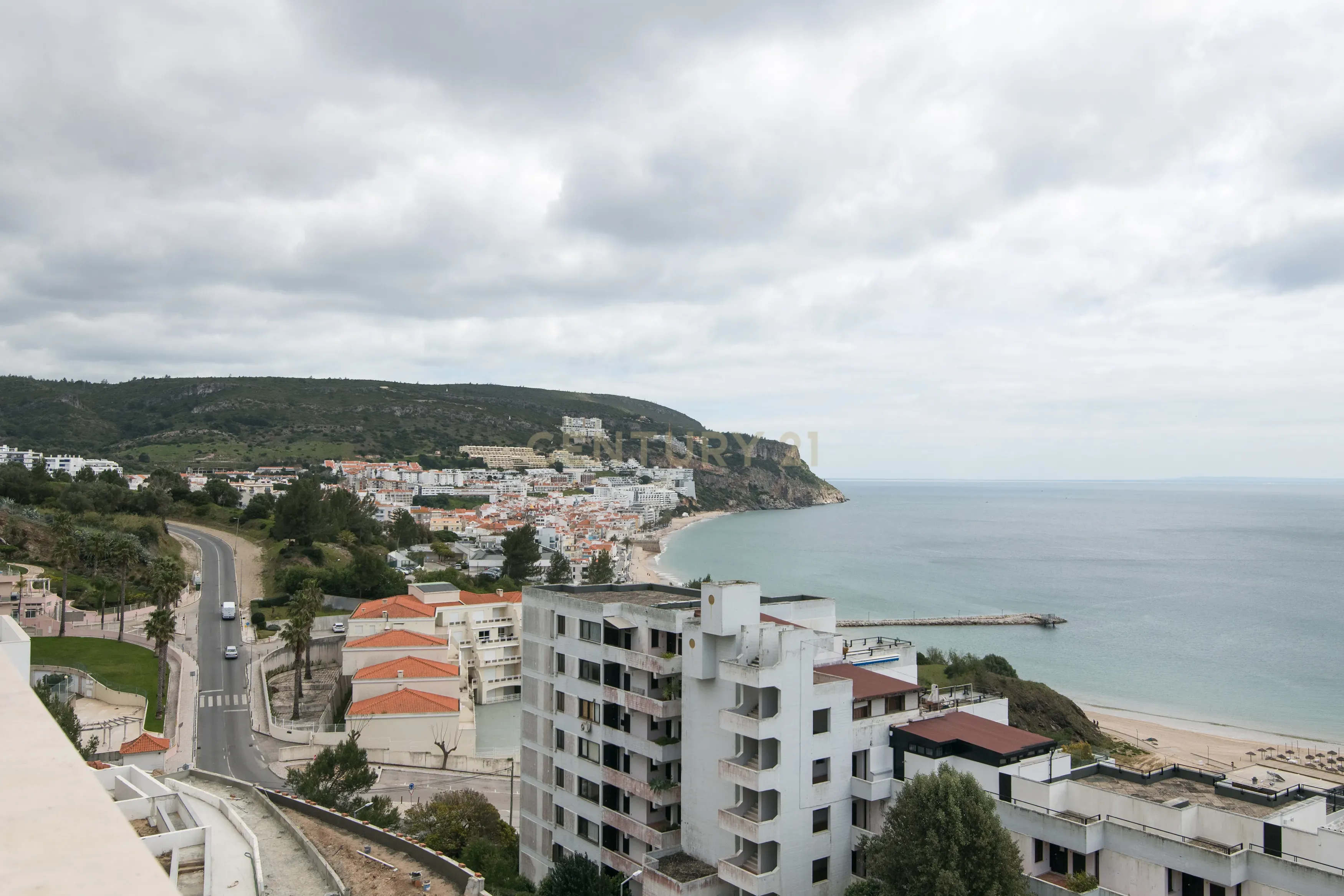 Condomínio Villas d’Ouro – Exclusividade e Conforto no Coração de Sesimbra - Image 7