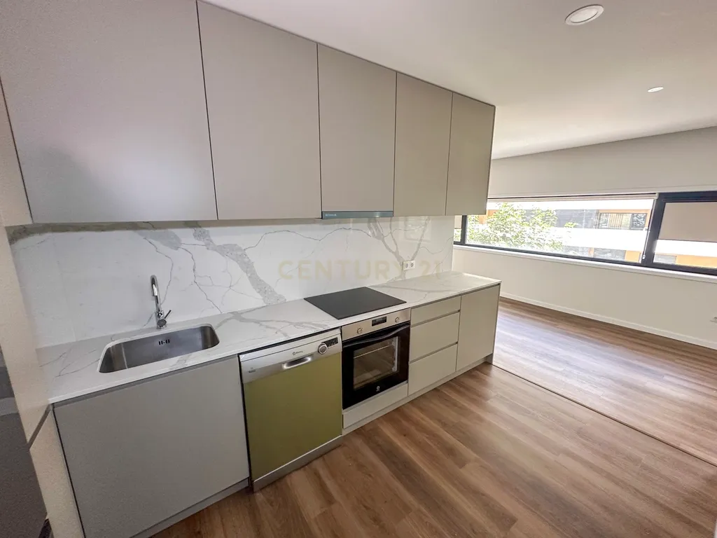 Apartamento Novo em Paredes com 3 Quartos e 2 Casas de Banho - Image 3