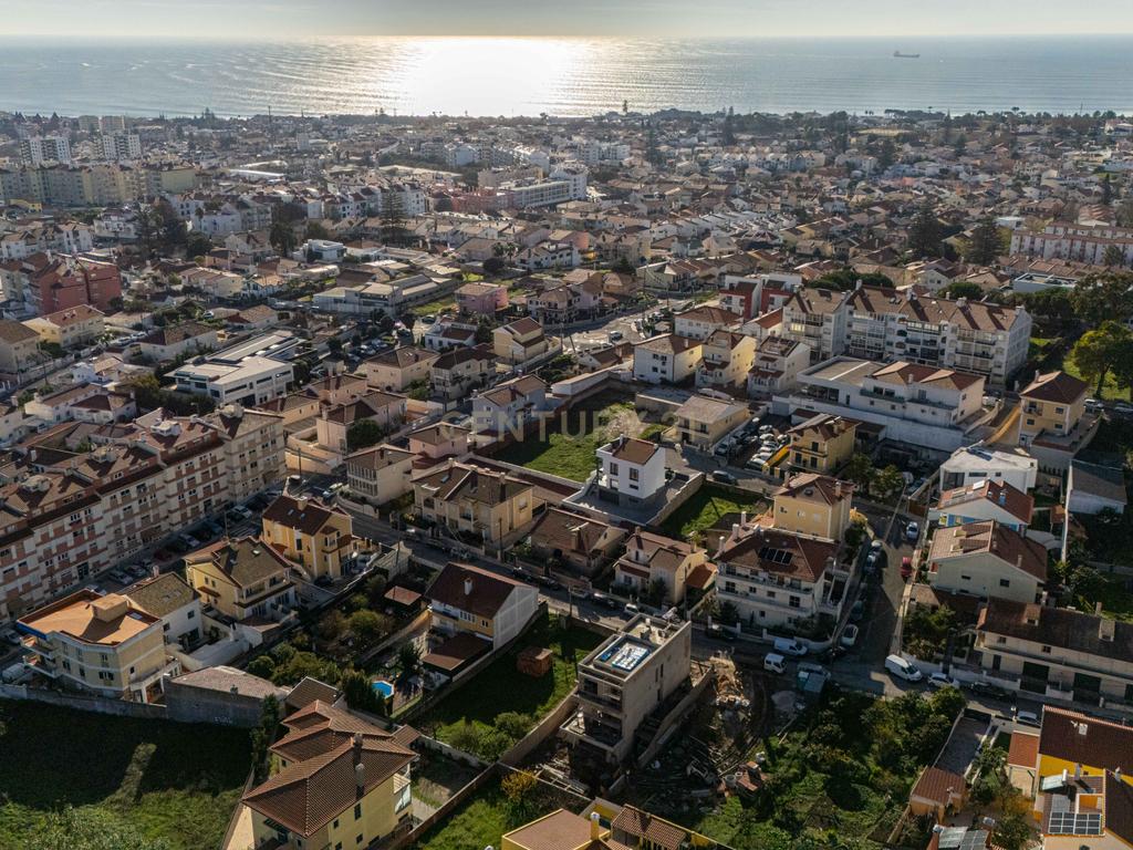 Moradia de Luxo T4 com Rooftop | Nova Construção | São Domingos de Rana – Cascais - Image 28