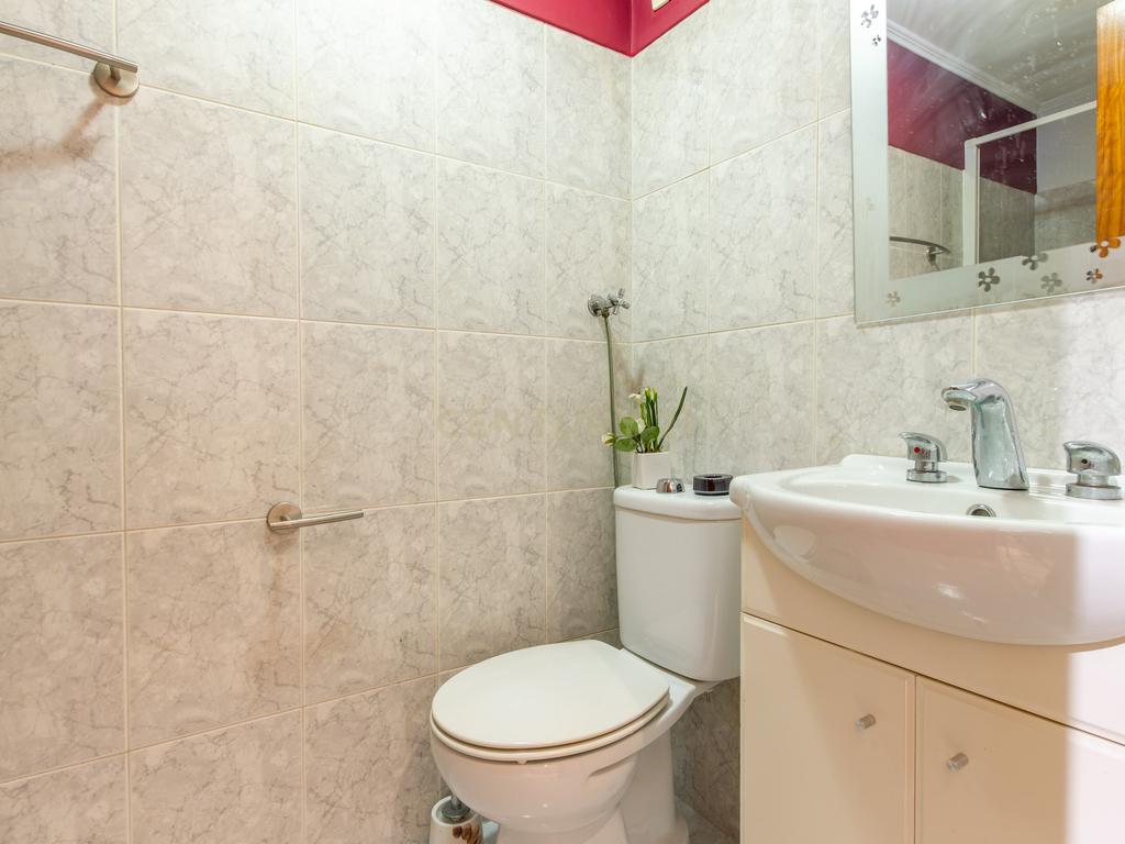 Apartamento T3 Duplex com Vista Desafogada no Monte da Caparica - Image 21