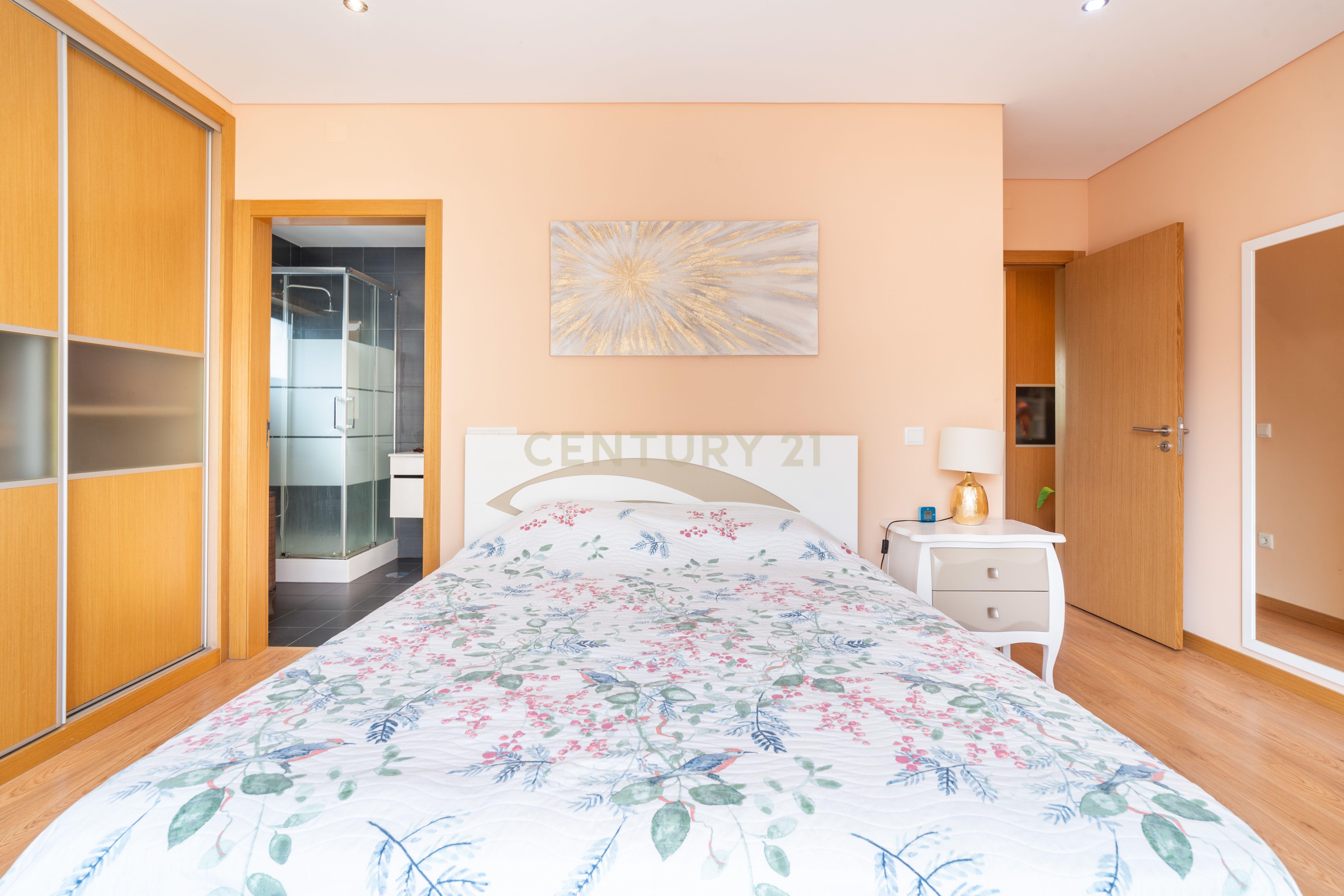 Venda | Apartamento T2 com garagem em São Martinho do Bispo, Coimbra - Image 14